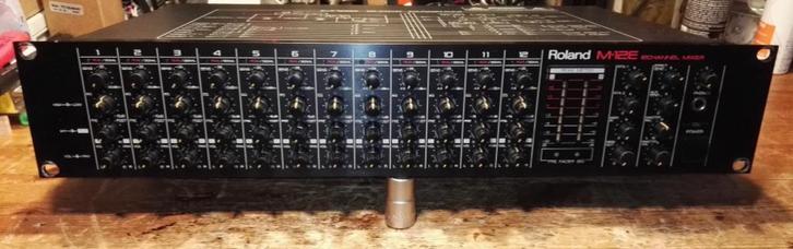 Roland M-12E, Muziek en Instrumenten, Mengpanelen, Gebruikt, 10 tot 20 kanalen, Microfooningang, Ophalen