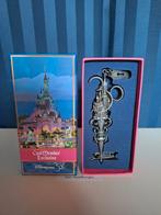 Limited edition Cast member key / sleutel , Disneyland Paris, Verzamelen, Disney, Ophalen of Verzenden, Zo goed als nieuw