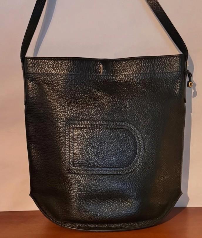 Delvaux vintage Le Pin schoudertas of crossbody, Handtassen en Accessoires, Tassen | Schoudertassen, Gebruikt, Overige merken