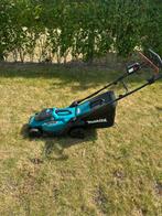 Makita 330 mm, Ophalen, Zo goed als nieuw, Accu-grasmaaier, MAKITA