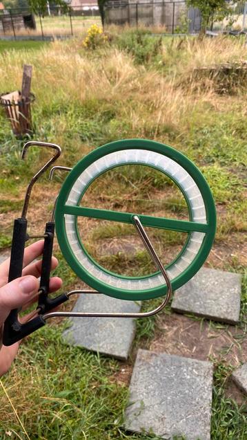 Hamster rad beschikbaar voor biedingen