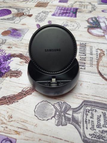Samsung Dex docking station (Gloednieuw)  beschikbaar voor biedingen