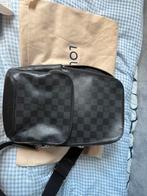Louis Vuitton schoudertas, Handtassen en Accessoires, Tassen | Schoudertassen, Zwart, Nieuw, Leer, Ophalen