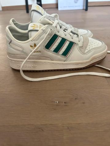 Adidas schoenen maat 36 2/3 te koop! beschikbaar voor biedingen
