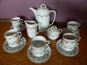 Antiek koffieservies in porcelein - in perfecte staat. beschikbaar voor biedingen