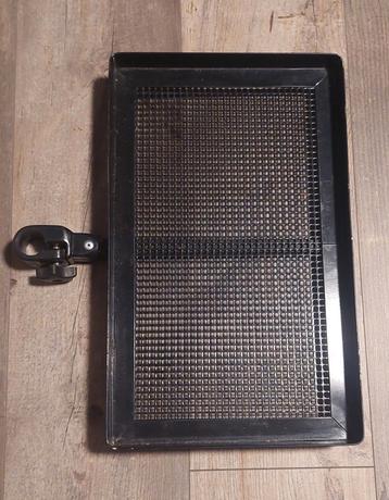 Tablette rive pour station peche ou chaisse feeder  beschikbaar voor biedingen