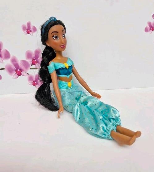 👑 Disney Jasmine, Verzamelen, Poppen, Zo goed als nieuw, Pop, Levensecht of Reborn, Ophalen of Verzenden