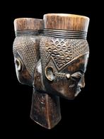 Ancienne coupe double Kuba - Congo RDC 20cm, Antiquités & Art, Art | Art non-occidental, Enlèvement ou Envoi