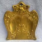 Neemt Art Nouveau-kruimels op met zijn borstel., Ophalen of Verzenden, Koper