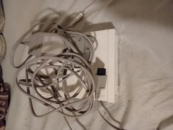 wii console met adaptor beschikbaar voor biedingen