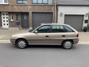 Opel Astra f 1997 72000km beschikbaar voor biedingen