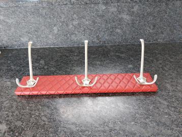 Kapstok  beschikbaar voor biedingen