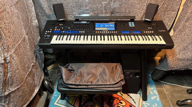 Yamaha Genos1,2024 speakers,sub,L7stand,hoes en bank en doos, Musique & Instruments, Claviers, Neuf, 76 touches, Yamaha, Sensitif