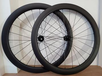 Voorjaarsactie: Wielset Disc Carbon Race 50mm hoog 21mm inw. beschikbaar voor biedingen