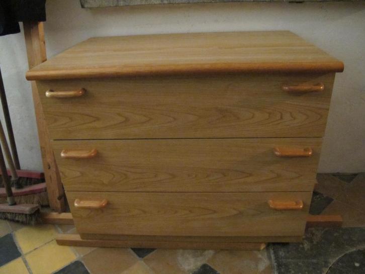 meuble de rangement en bois, Maison & Meubles, Armoires | Casiers, Utilisé, Enlèvement