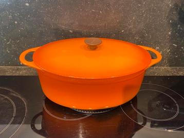 Cousances/Le Creuset geëmailleerde gietijzeren kookpot  beschikbaar voor biedingen