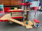 Houten speelgoedgarage met 1 auto, Kinderen en Baby's, Ophalen, Gebruikt, Overige typen
