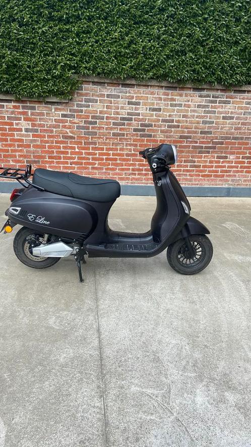 Elektrische scooter b klasse, Fietsen en Brommers, Scooters | Vespa, Zo goed als nieuw, Ophalen
