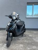 Piaggio zip 4t 2v A Klasse, Fietsen en Brommers, Scooters | Piaggio, Zip, Klasse A (25 km/u), Ophalen of Verzenden, Zo goed als nieuw