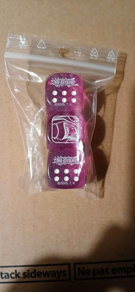 Yu gi ho dark magician dice, Verzamelen, Overige Verzamelen, Ophalen of Verzenden