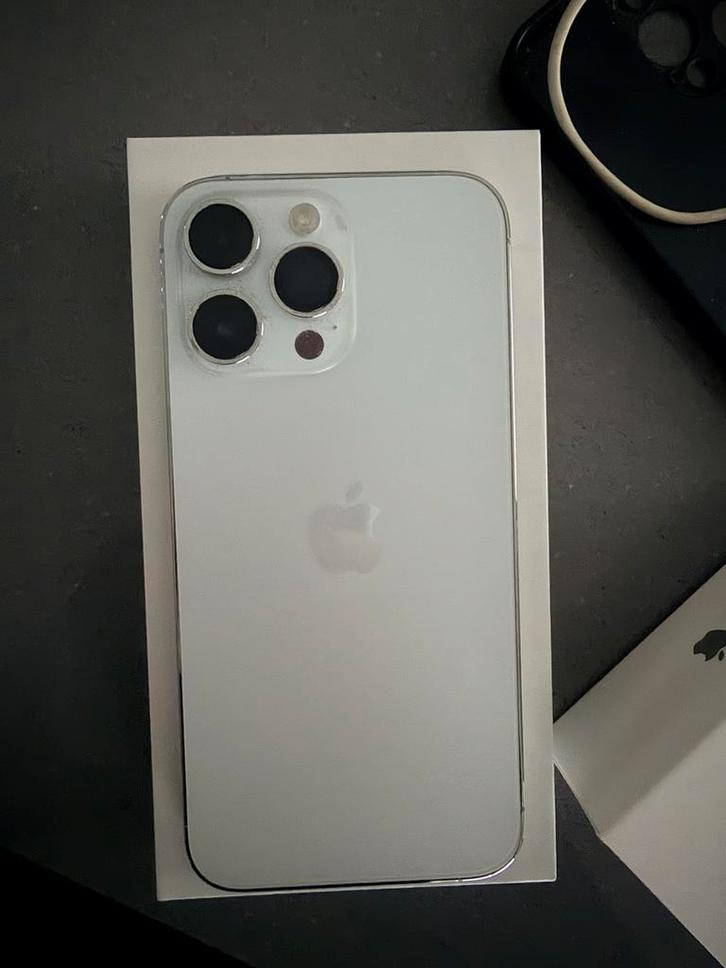 iPhone 14 Pro Max – 256 Go – Argent – Bon état, Telecommunicatie, Mobiele telefoons | Apple iPhone, Gebruikt, 256 GB, Zonder abonnement