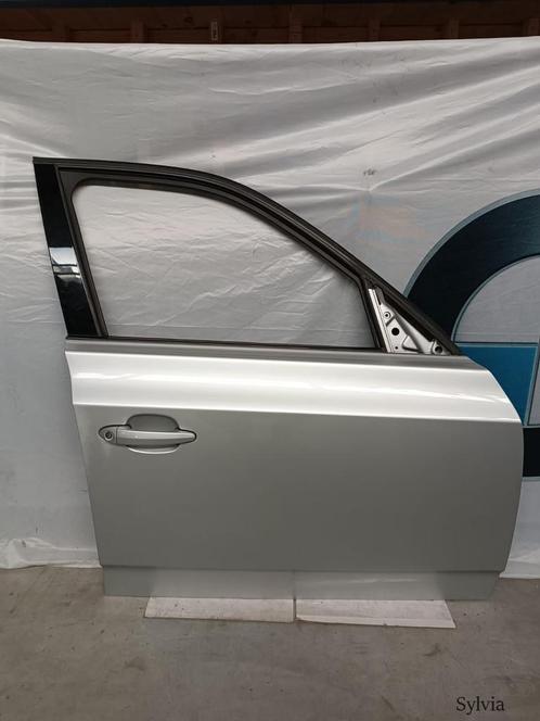 Deur portier rechtsvoor met deukje BMW X3 E83 + LCI titansil, Auto-onderdelen, Carrosserie, Deur, Gebruikt, Ophalen of Verzenden