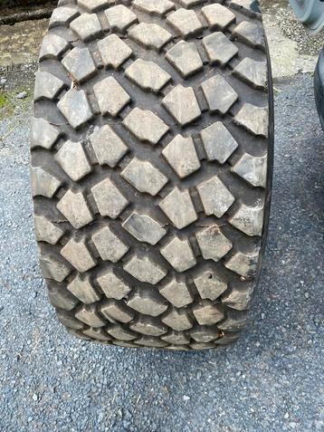 Pneu 435/50R/19,5