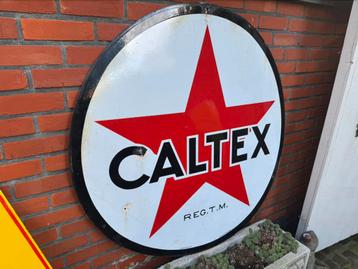 Assiette émaillée Caltex 1949 disponible aux enchères