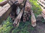 Lot de vieilles poutres en chêne, Bricolage & Construction, Bois & Planches, Utilisé, Chêne, Enlèvement ou Envoi