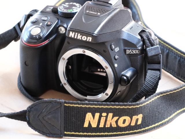 Nikon D5300, Audio, Tv en Foto, Fotocamera's Digitaal, Gebruikt, Spiegelreflex, Nikon, Geen optische zoom, Ophalen