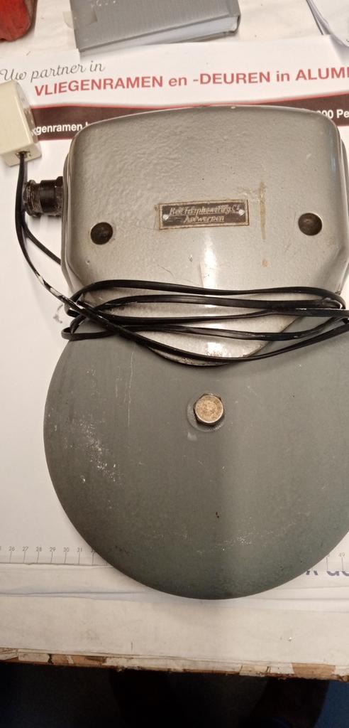 Antieke extra bel, vaste lijn van Bell. Nog werkend,, Antiek en Kunst, Antiek | Kantoor en Zakelijk, Ophalen