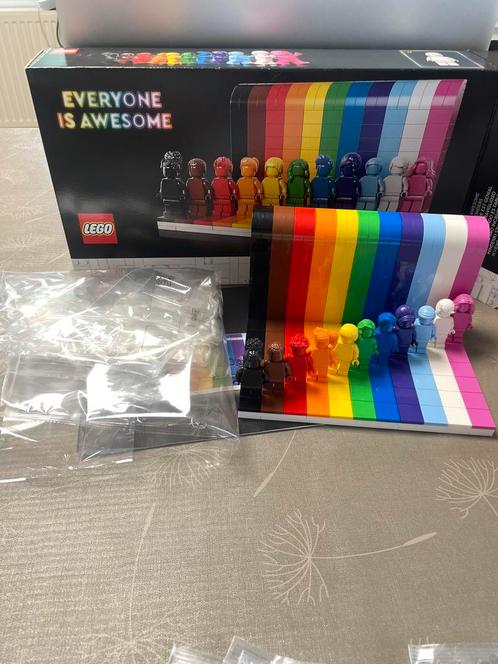 Lego 40516 Iedereen is geweldig - Iedereen is geweldig, Kinderen en Baby's, Speelgoed | Duplo en Lego, Gebruikt, Lego, Complete set
