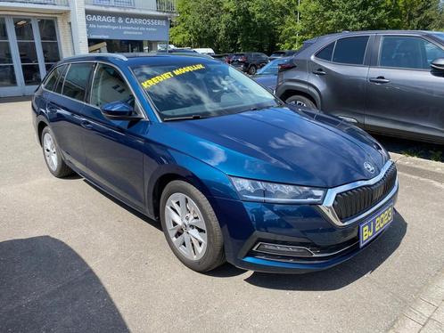 Skoda Octavia Ambition NAVI CRUISE 2JAAR GARANTIE (bj 2023), Auto's, Skoda, Bedrijf, Te koop, Octavia, ABS, Achteruitrijcamera