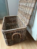 Grote stevige rieten opbergkist speelgoed kist pitriet, Ophalen, Zo goed als nieuw