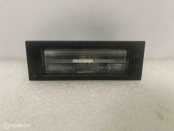 Kentekenverlichting Jeep Renegade ORIGINEEL 51953208 beschikbaar voor biedingen