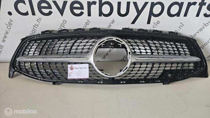 Grill origineel Mercedes CLA-klasse C118 ('19->) A1188880000, Auto-onderdelen, Carrosserie, Mercedes-Benz, Gebruikt, Ophalen of Verzenden