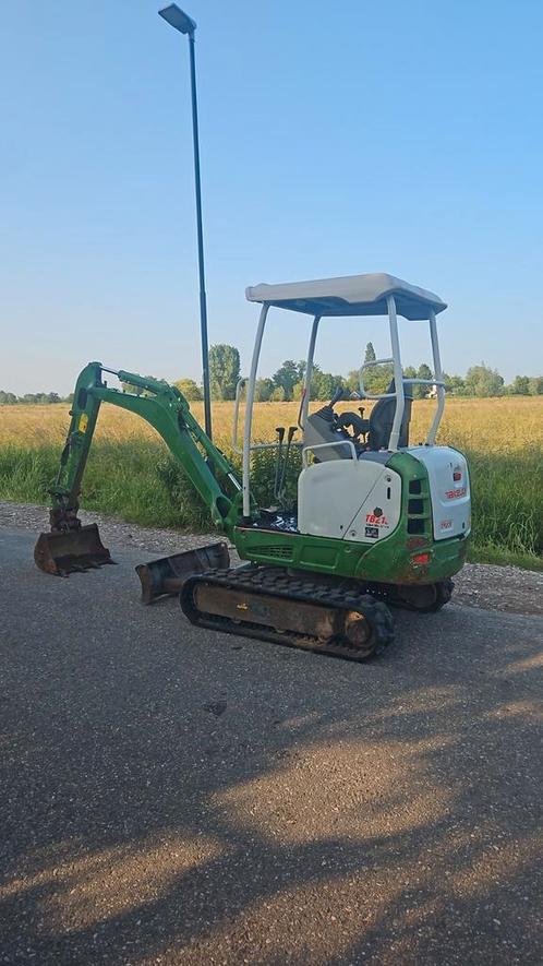 Te koop miniegraver takeuchi tb216, Zakelijke goederen, Landbouw | Werktuigen, Grondbewerking, Ophalen of Verzenden