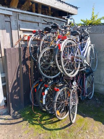 Lot van 14 fietsen  beschikbaar voor biedingen