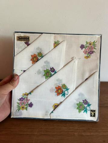 Vintage katoenen zakdoeken - Nieuw in verpakking beschikbaar voor biedingen