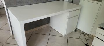 Bureau Malm blanc beschikbaar voor biedingen