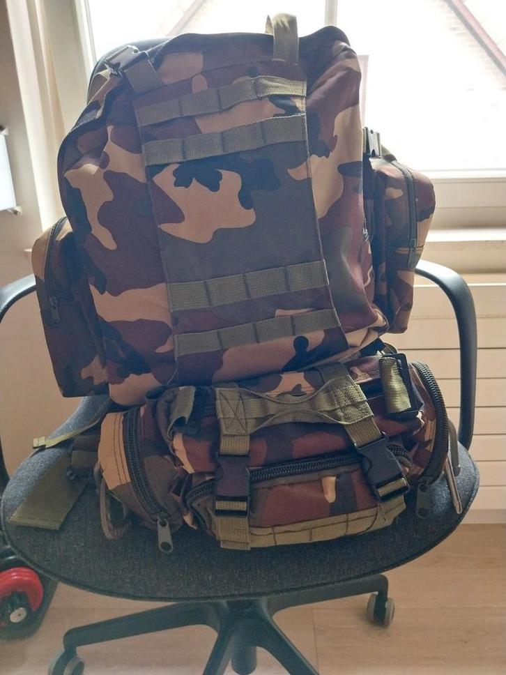 Survival leger rugzak, Bijoux, Sacs & Beauté, Sacs | Sacs de voyage & Petits Sacs de voyage, Utilisé, Vert, 40 à 60 cm, 20 à 30 cm