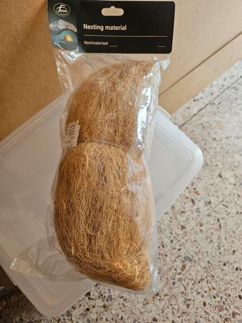 Fibre de coco blanc pour bouvreuils et autres tout neuf 6X, Dieren en Toebehoren, Vogels | Toebehoren, Nieuw, Overige typen, Ophalen