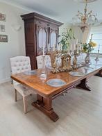 Antieke eiken tafel voor 12 stoelen, Ophalen