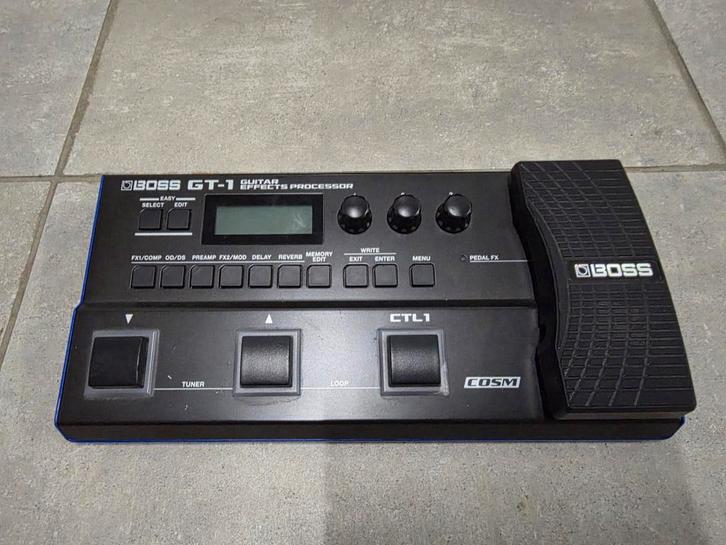 Pedalier Boss GT 1, Musique & Instruments, Effets, Enlèvement