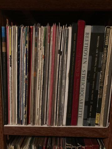 À vendre : disques LP dans la boîte à musique classique (Bee, Enlèvement, Utilisé