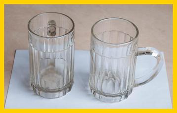 2 glazen bierpullen 400ml - merkloos beschikbaar voor biedingen