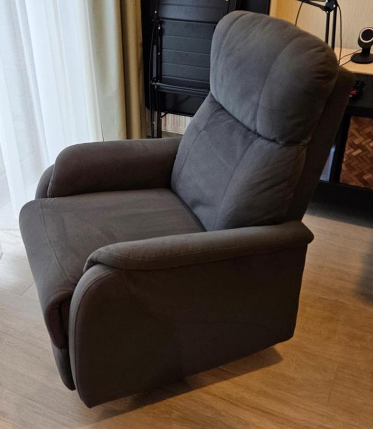 Relaxfauteuil Gancedo, Maison & Meubles, Fauteuils, Comme neuf, Bois, Synthétique, Métal, Tissus, 75 à 100 cm, 75 à 100 cm, Enlèvement