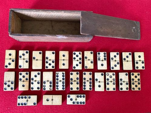 Dominospellen van oud ebbenhout uit de periode 1910-20, Antiek en Kunst, Antiek | Woonaccessoires, Ophalen of Verzenden