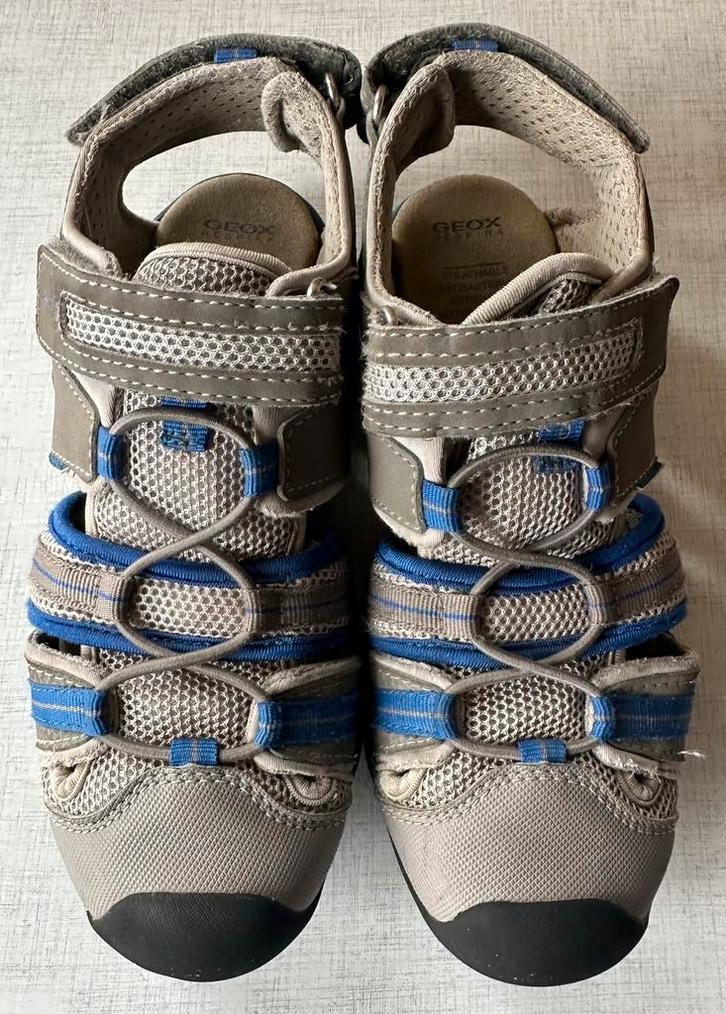 Kindersandalen, maat 34, merk GEOX, Kinderen en Baby's, Kinderkleding | Schoenen en Sokken, Gebruikt, Schoenen, Jongen, Ophalen