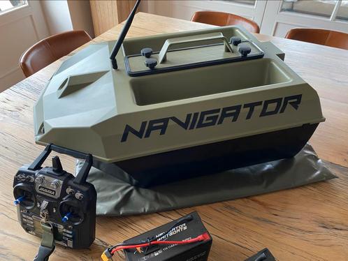 Navigator baitboat autopilot, Watersport en Boten, Hengelsport | Karpervissen, Zo goed als nieuw, Complete set, Ophalen